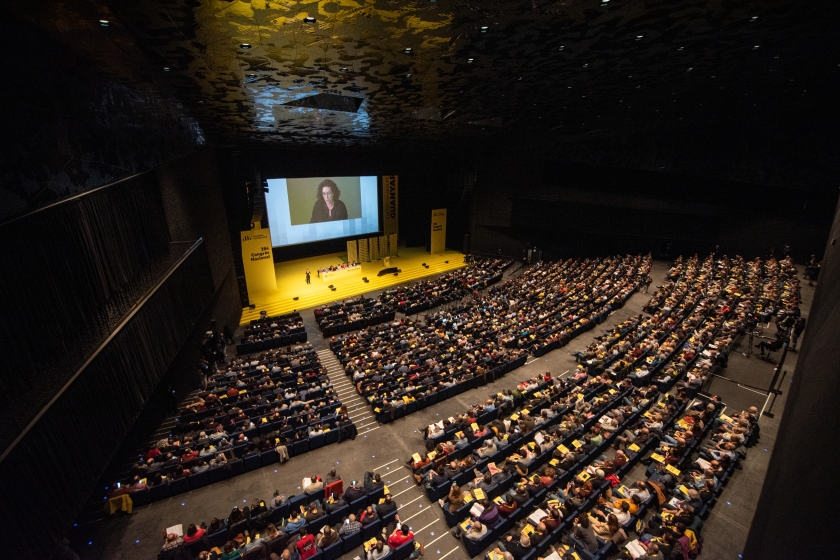   Esquerra’s members stake on republican policy and the negotiation process for independence in the party manifesto  