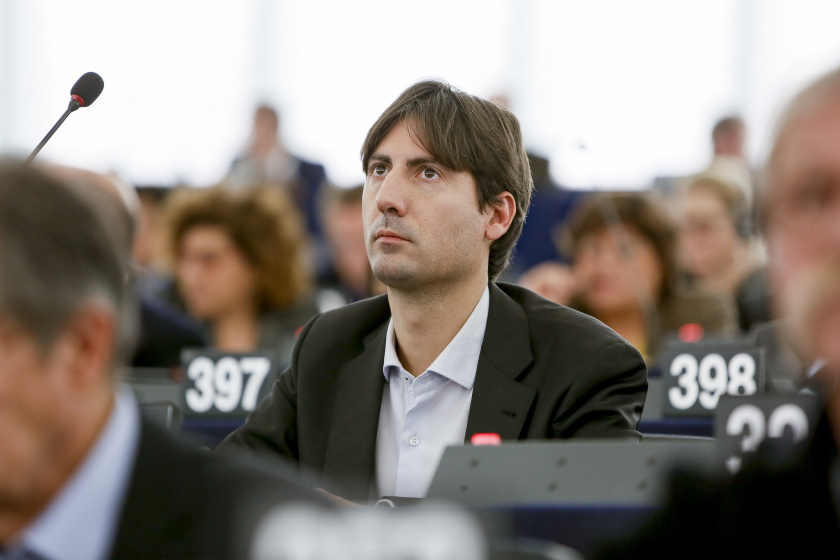   Jordi Solé re-elected Secretary General of the European Free Alliance  